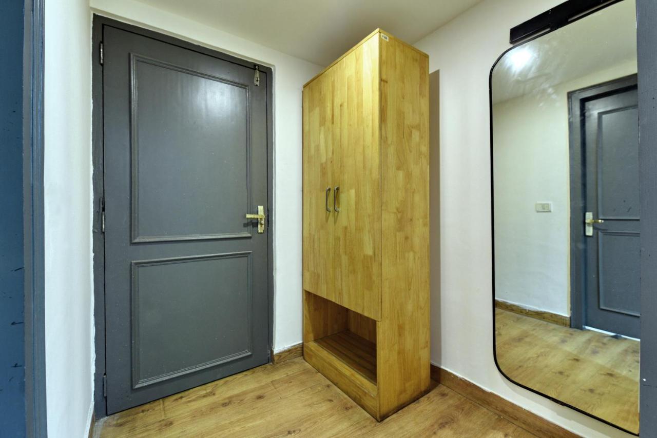 Divine Inn Couple Friendly Hotel Near Sector 51 Metro Station Noida Exterior foto